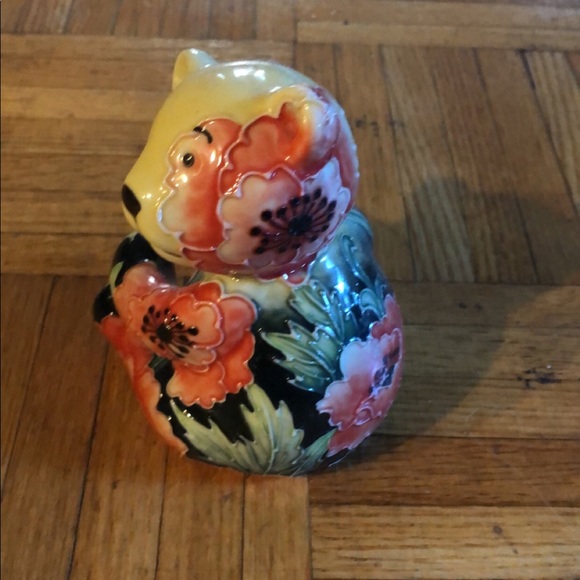 Natures Pallet Poppy Bear by Willow Hall - Picture 2 of 6